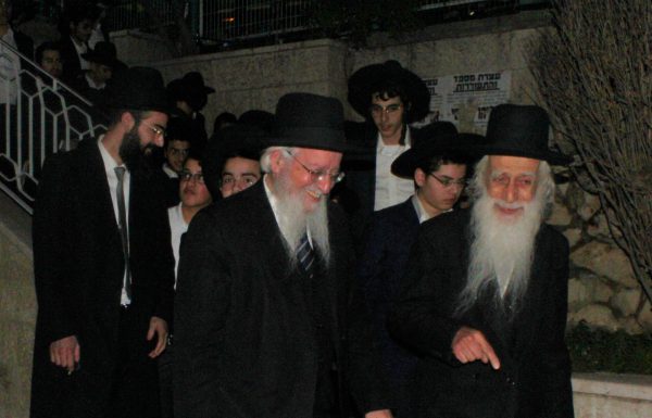 מורנו הגאון הגדול רבי שלמה זעפרני שליט"א במסע חיזוק בקהילות הגולה
